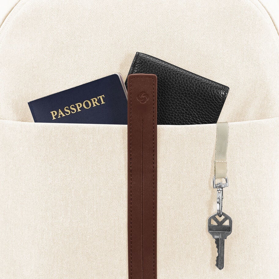 Virtuosa Backpack in the color Off White. image number 6
